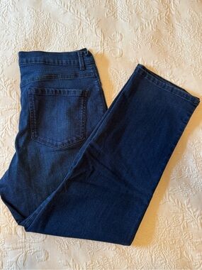 Gloria Vanderbilt Straight Leg Jeans Women's Size 16 Short NWOT